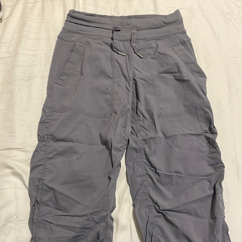 Lulu Lemon crop joggers (no longer sell)
